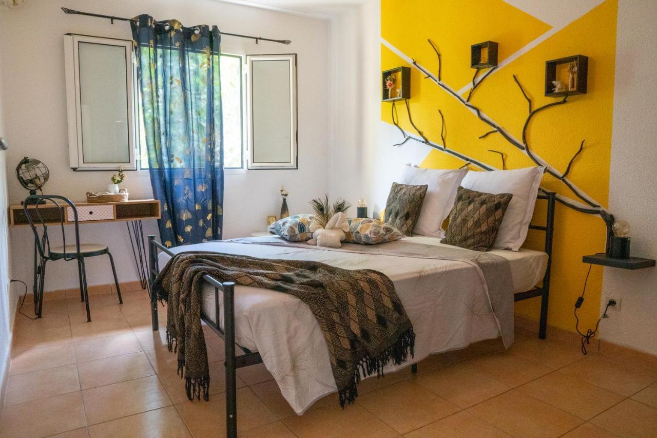 L'Ile Au Paon - Appartement T2 Avec Piscine Et Parking Les Abymes Esterno foto